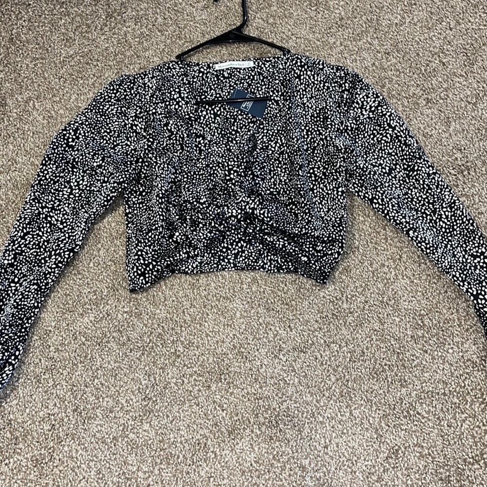 NWT Abercrombie silk blouse